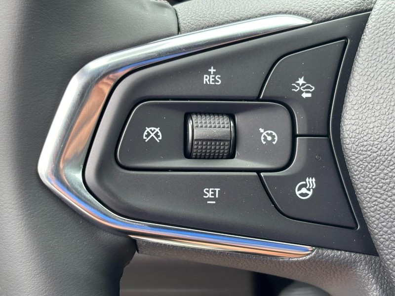 Chevrolet Trax Vehicle Image 13