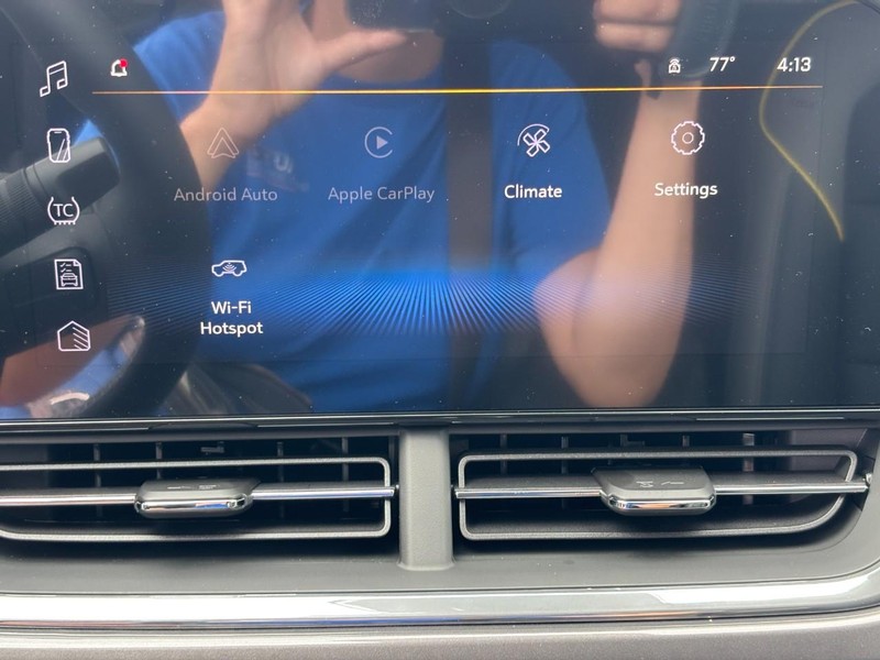 Chevrolet Trax Vehicle Image 16