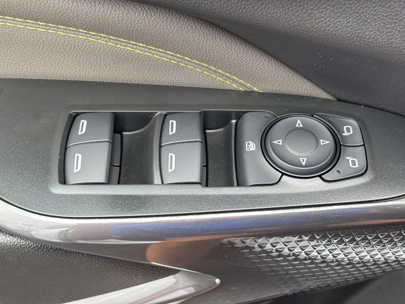 Chevrolet Trax Vehicle Image 19