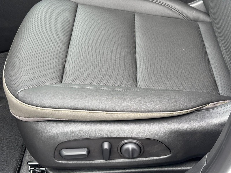 Chevrolet Trax Vehicle Image 20