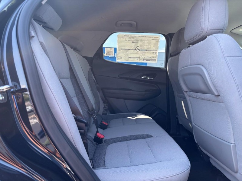 Chevrolet TrailBlazer Vehicle Image 06