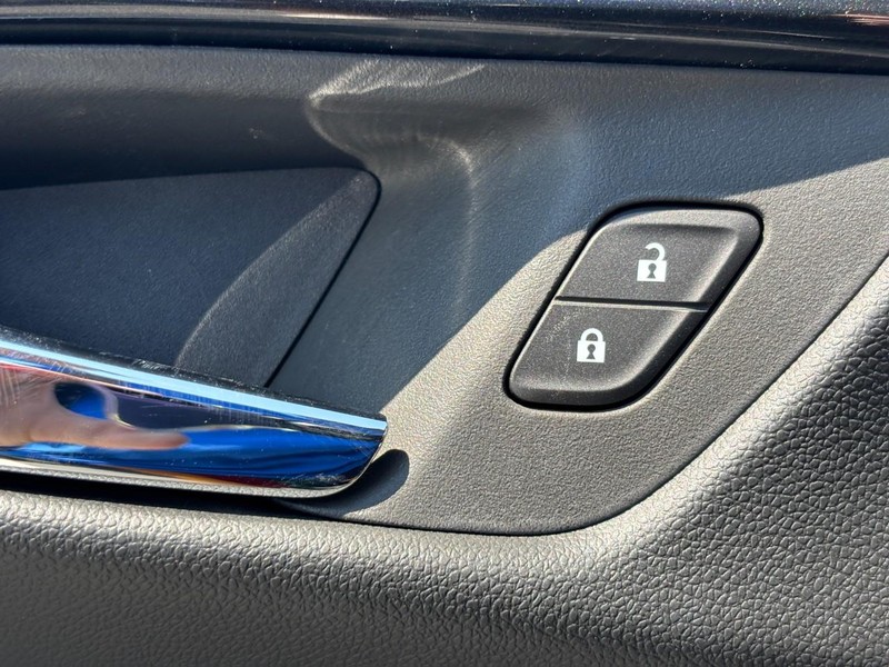 Chevrolet TrailBlazer Vehicle Image 20