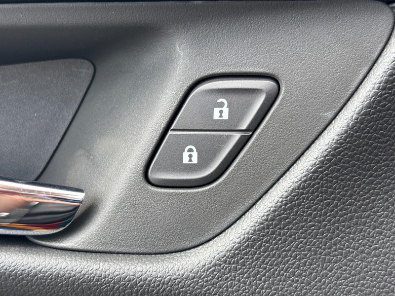 Chevrolet TrailBlazer Vehicle Image 20