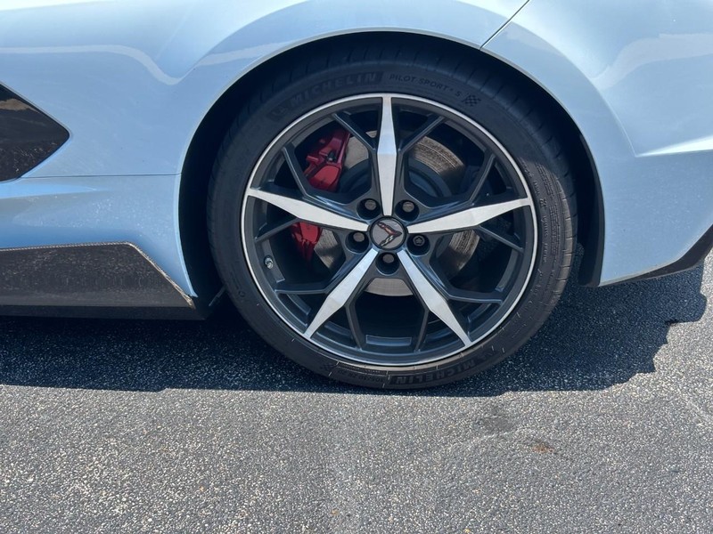 Chevrolet Corvette Vehicle Image 06