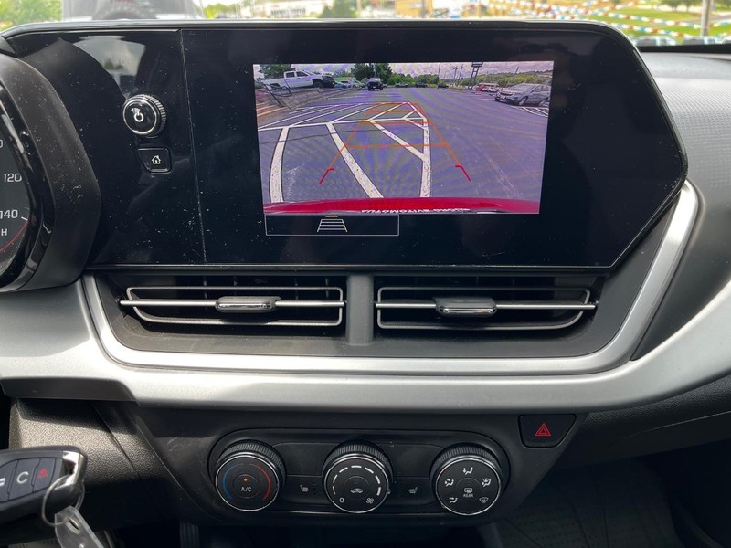 Chevrolet Trax Vehicle Image 21