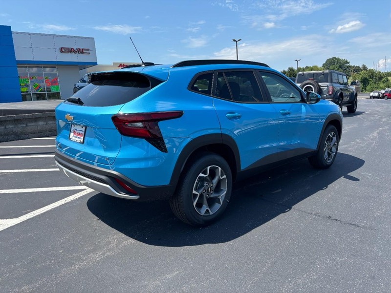 Chevrolet Trax Vehicle Image 04