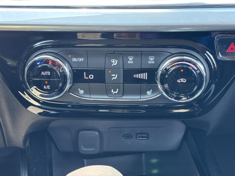 Chevrolet Trax Vehicle Image 10