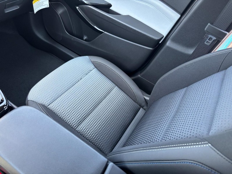 Chevrolet Trax Vehicle Image 11