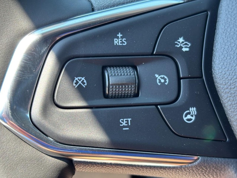 Chevrolet Trax Vehicle Image 13