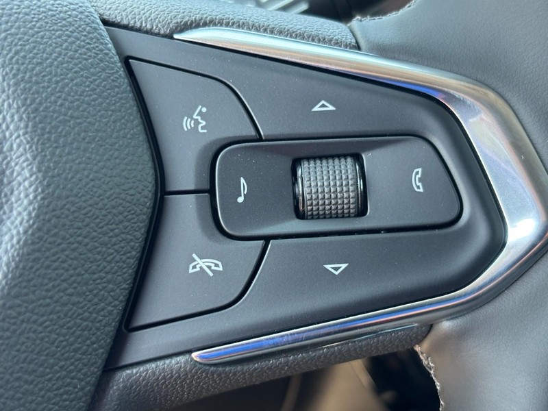 Chevrolet Trax Vehicle Image 14