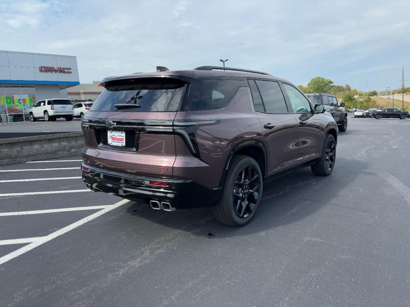 Chevrolet Traverse Vehicle Image 04