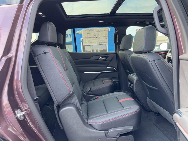 Chevrolet Traverse Vehicle Image 06