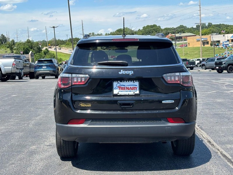 Jeep Compass Vehicle Image 05