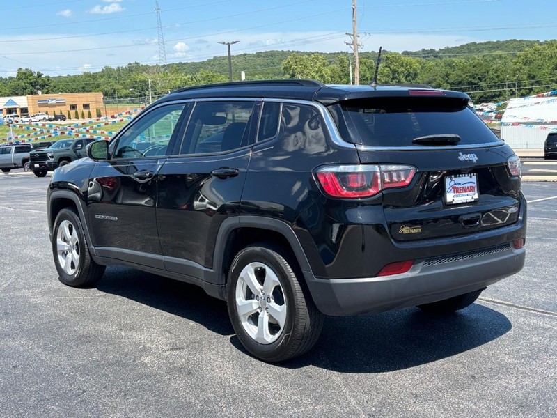 Jeep Compass Vehicle Image 06