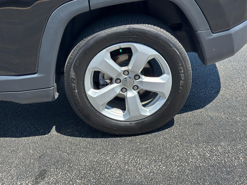 Jeep Compass Vehicle Image 07