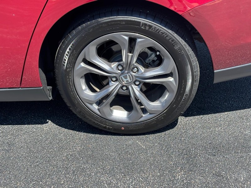 Honda Accord Sedan Vehicle Image 07