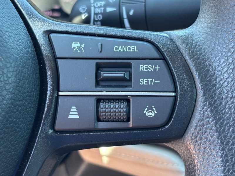 Honda Accord Sedan Vehicle Image 17