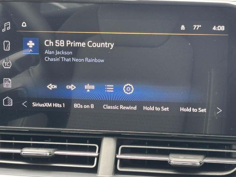 Chevrolet Trax Vehicle Image 09
