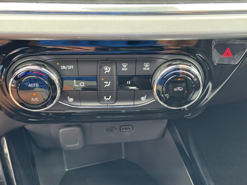 Chevrolet Trax Vehicle Image 18