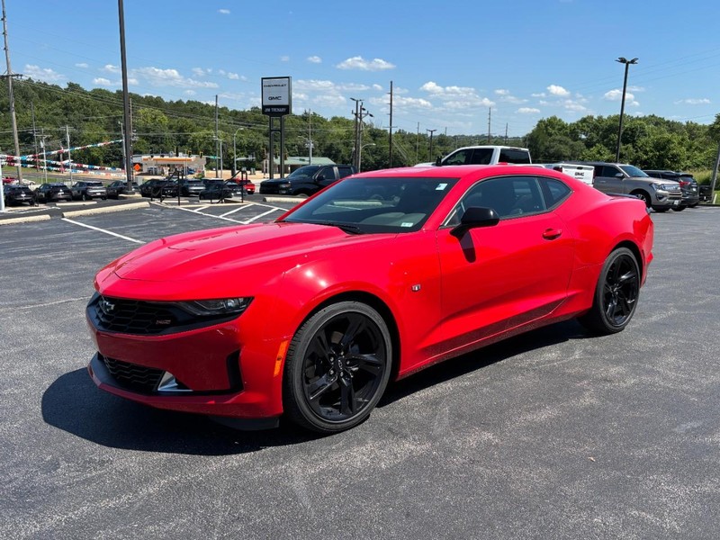 Chevrolet Camaro Vehicle Image 10
