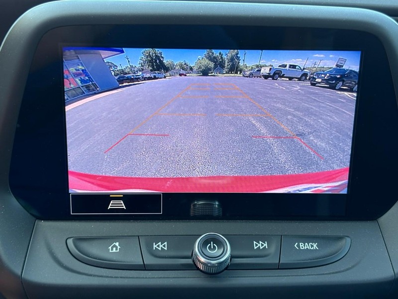 Chevrolet Camaro Vehicle Image 18