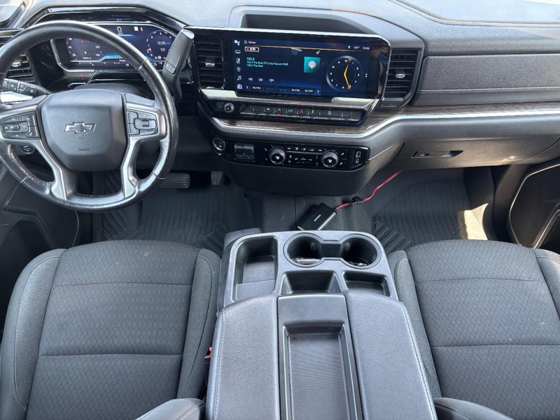Chevrolet Silverado 1500 Vehicle Image 11