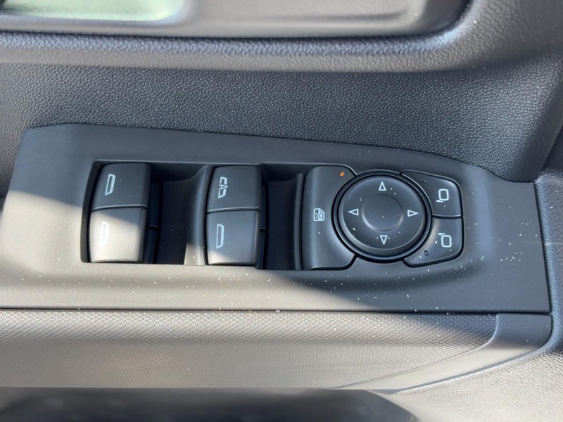 Chevrolet Silverado 1500 Vehicle Image 19