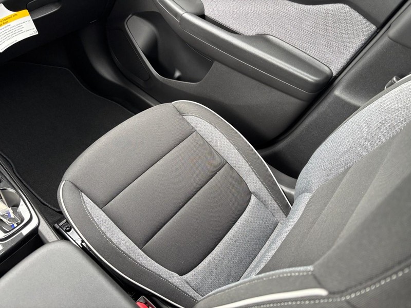 Chevrolet TrailBlazer Vehicle Image 16