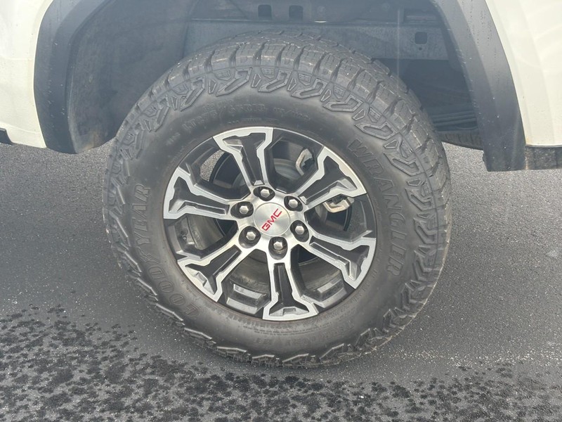 GMC Canyon Vehicle Image 07