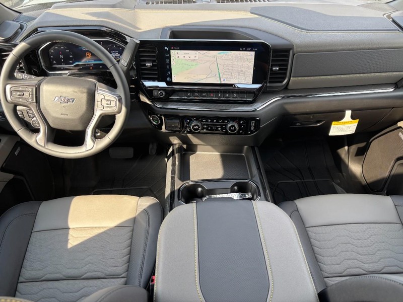 Chevrolet Silverado 2500HD Vehicle Image 07