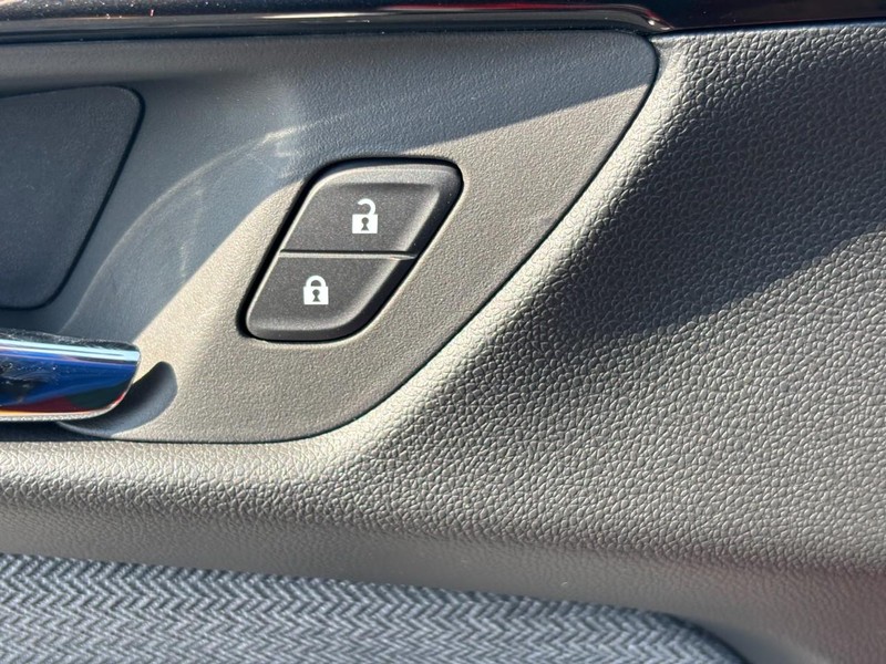 Chevrolet TrailBlazer Vehicle Image 20