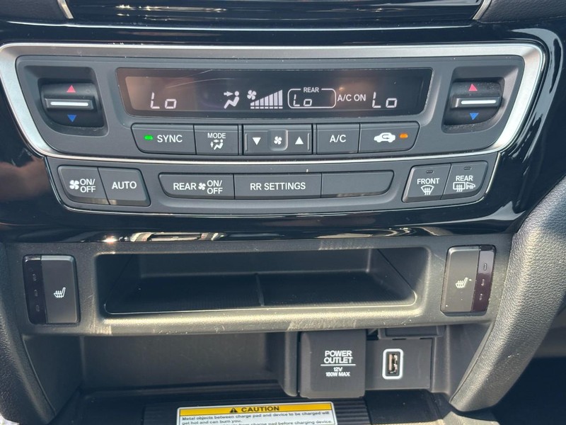 Honda Ridgeline Vehicle Image 25