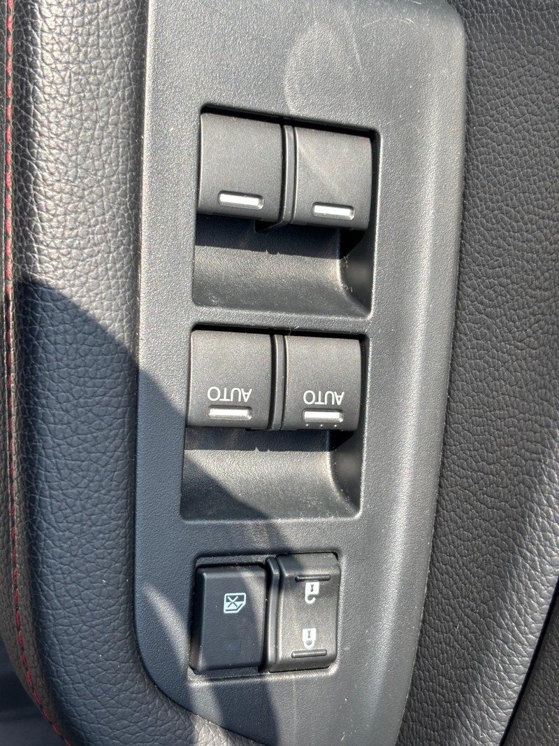 Honda Ridgeline Vehicle Image 26