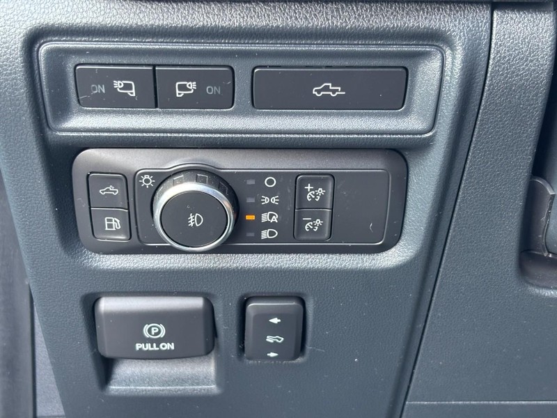 Ford F-150 Vehicle Image 16