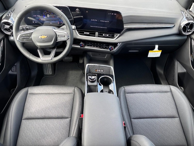Chevrolet Equinox Vehicle Image 07