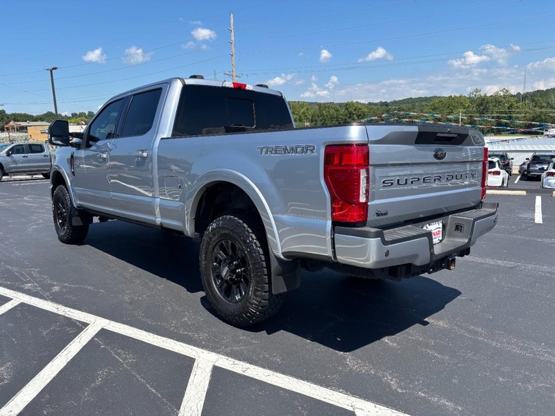 Ford Super Duty F-250 SRW Vehicle Image 06