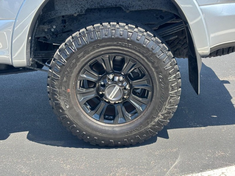 Ford Super Duty F-250 SRW Vehicle Image 07