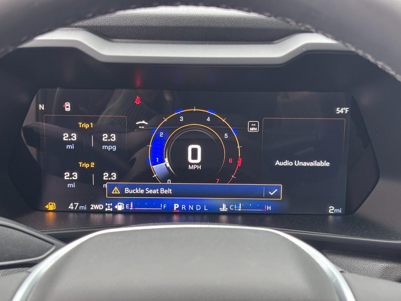 Chevrolet Colorado Vehicle Image 14