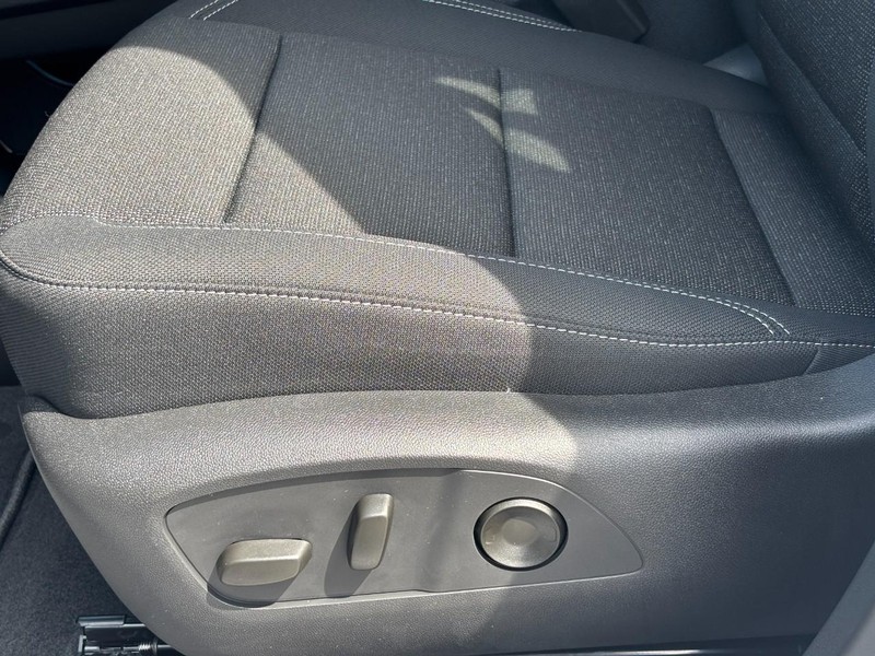 Chevrolet Traverse Vehicle Image 20