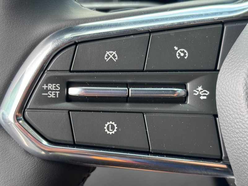 Chevrolet Equinox Vehicle Image 14