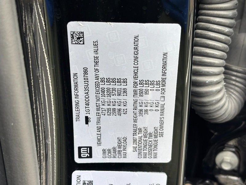 GMC HUMMER EV Pickup Vehicle Image 26