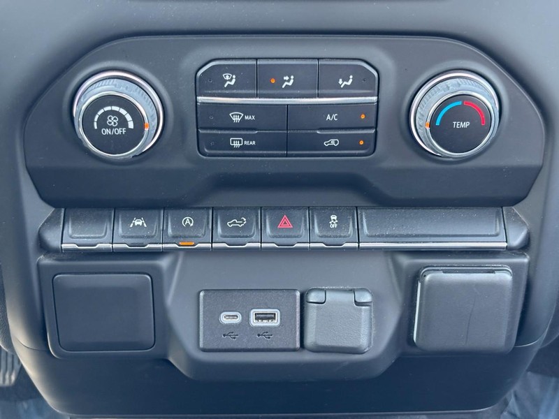 Chevrolet Silverado 1500 Vehicle Image 14