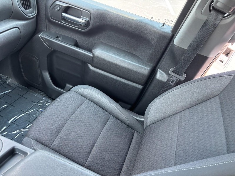 Chevrolet Silverado 1500 Vehicle Image 15