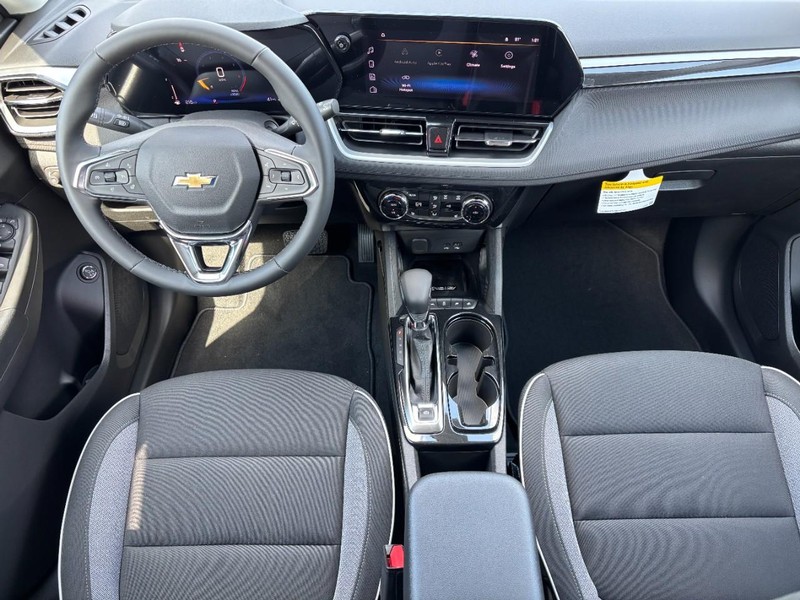 Chevrolet TrailBlazer Vehicle Image 07
