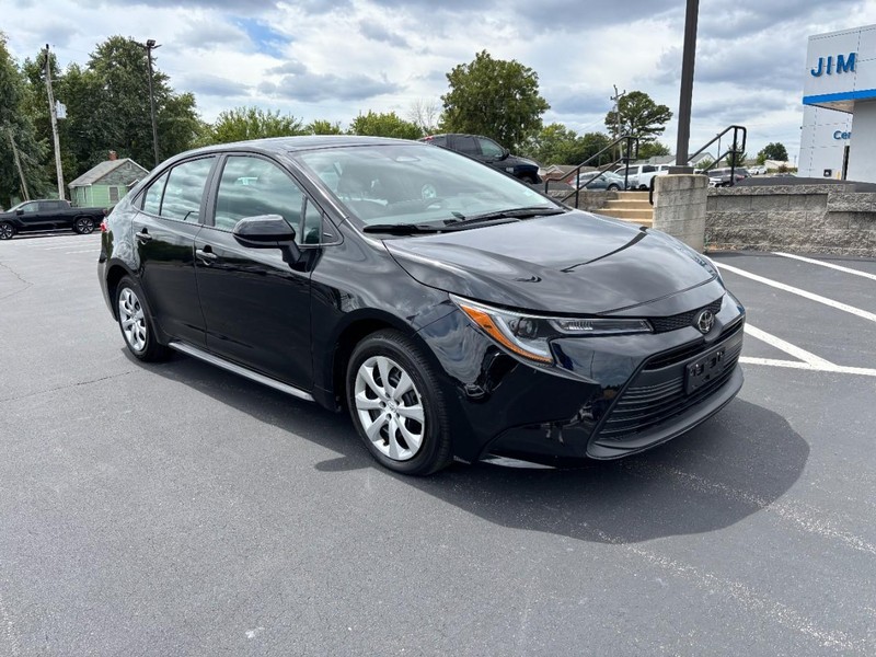 Toyota Corolla Vehicle Image 02