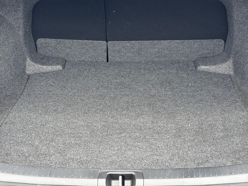 Toyota Corolla Vehicle Image 04