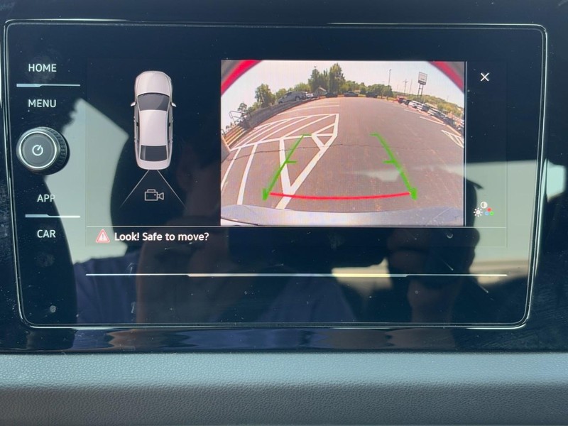 Volkswagen Jetta Vehicle Image 19