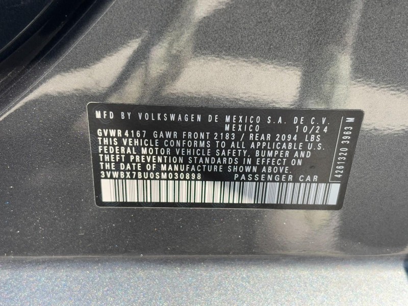 Volkswagen Jetta Vehicle Image 24