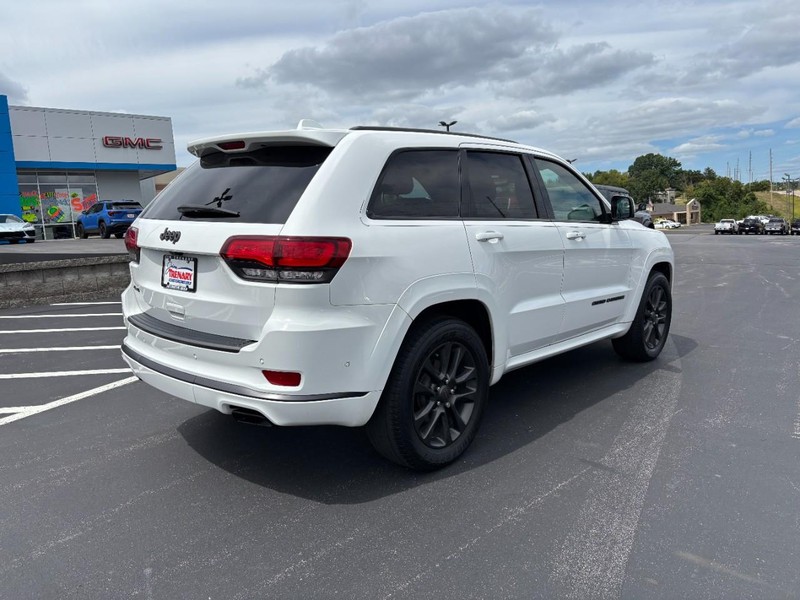 Jeep Grand Cherokee Vehicle Image 03