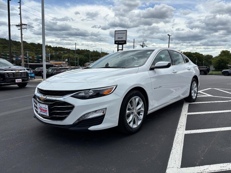 Chevrolet Malibu Vehicle Image 08